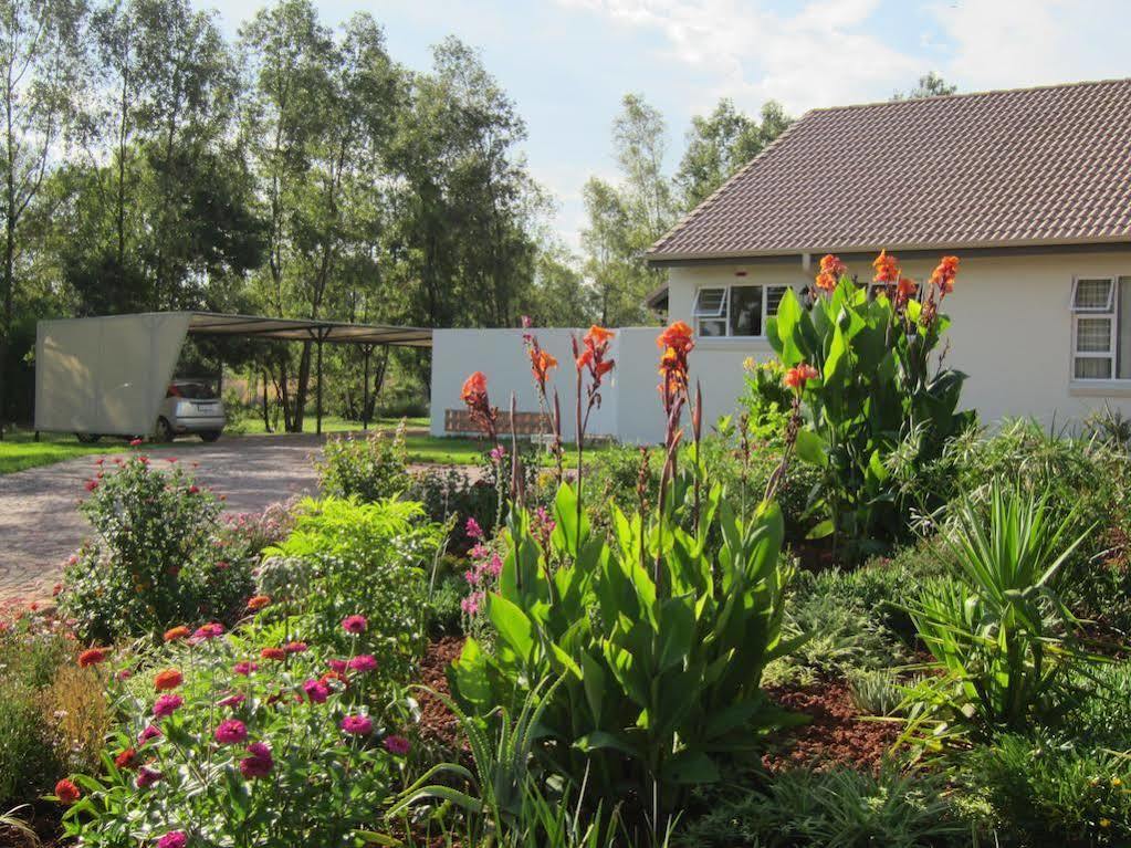Amohela Guesthouse Мідранд Екстер'єр фото