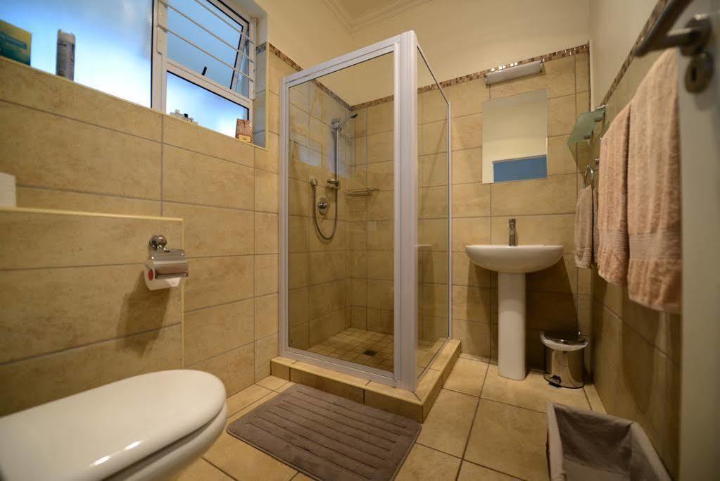 Amohela Guesthouse Мідранд Екстер'єр фото